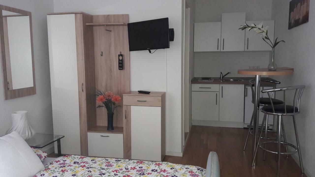 Pension Moserhaus Harburg  Esterno foto